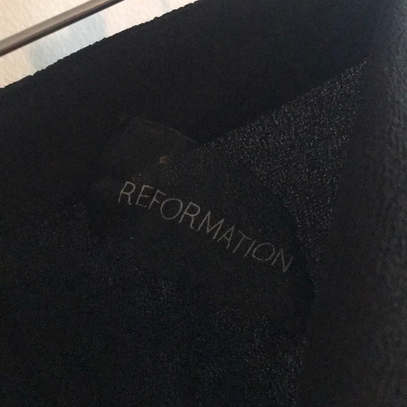 High slit black maxi skirt reformation - Picture 4 of 4